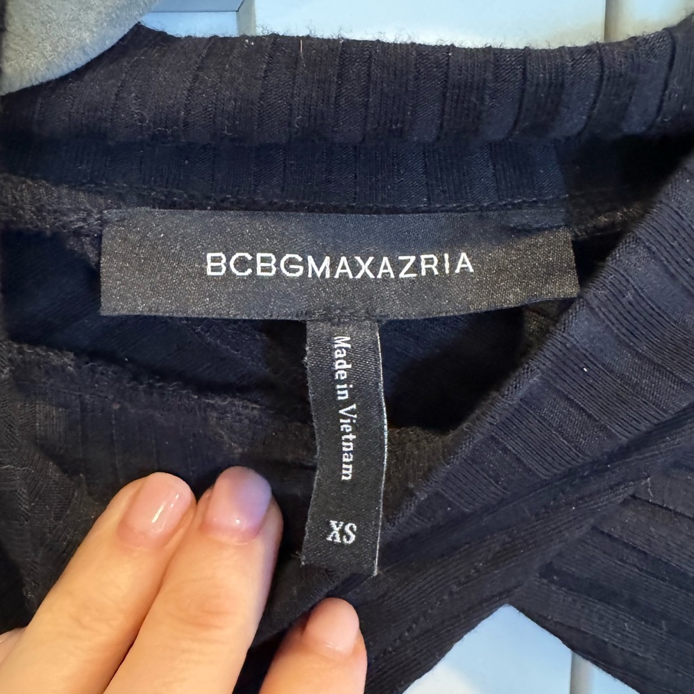 BCBGMaxAzria Black Ribbed Top with Cut-Out Design - Picture 3 of 4